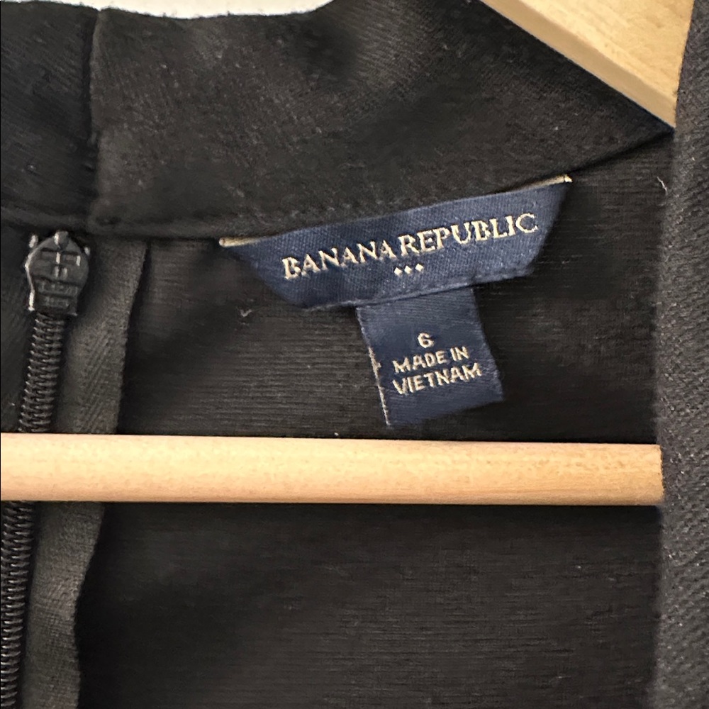 Banana Republic Black Dress - Picture 3 of 5